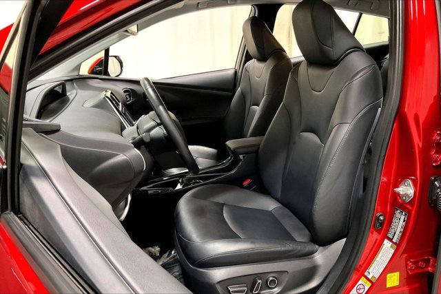Used 2017 Toyota Prius Four w/ Advanced Technology Package FWD image 25