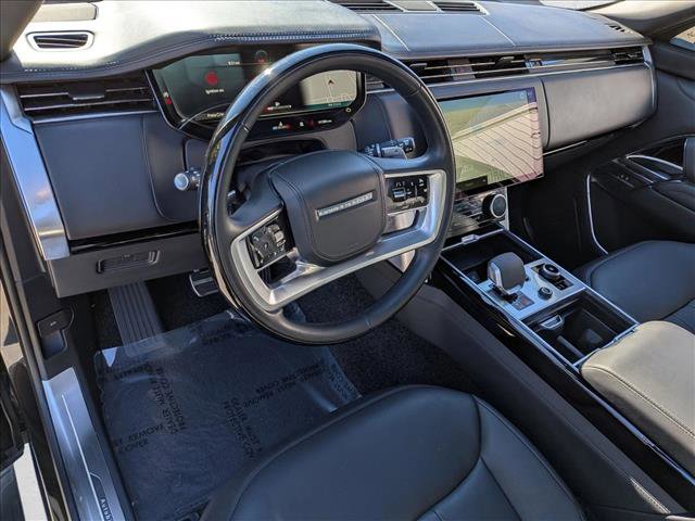 Used 2023 Land Rover Range Rover Autobiography image 10