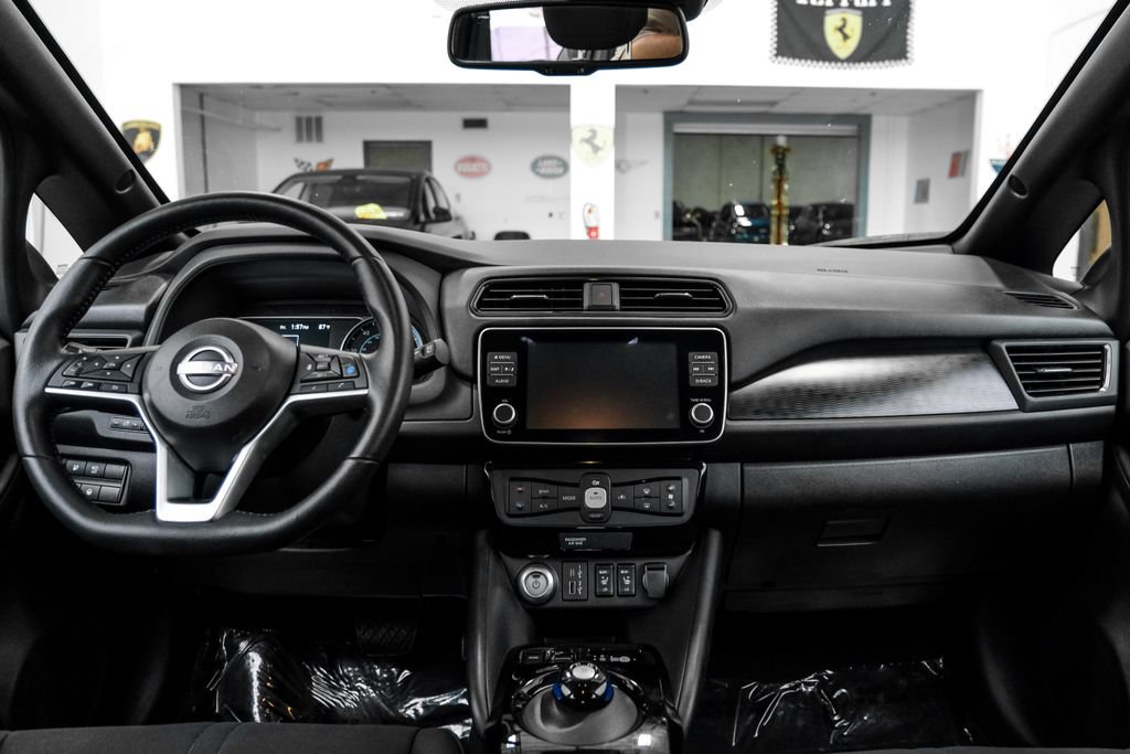 Used 2025 Nissan Leaf SV Plus FWD image 13