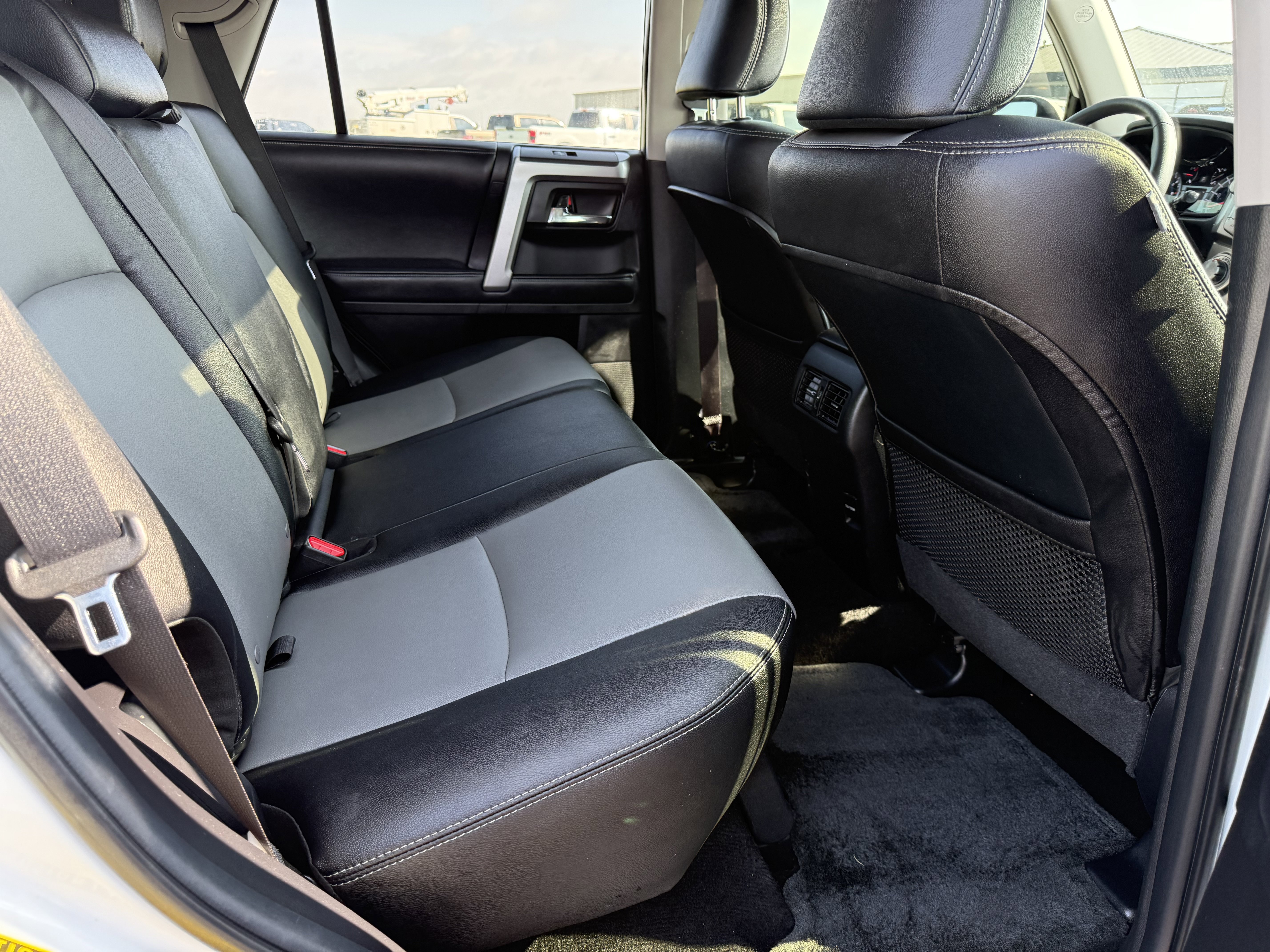 Used 2018 Toyota 4Runner SR5 image 11
