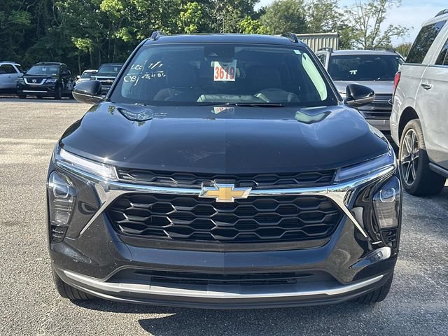 Used 2024 Chevrolet Trax LT FWD image 8