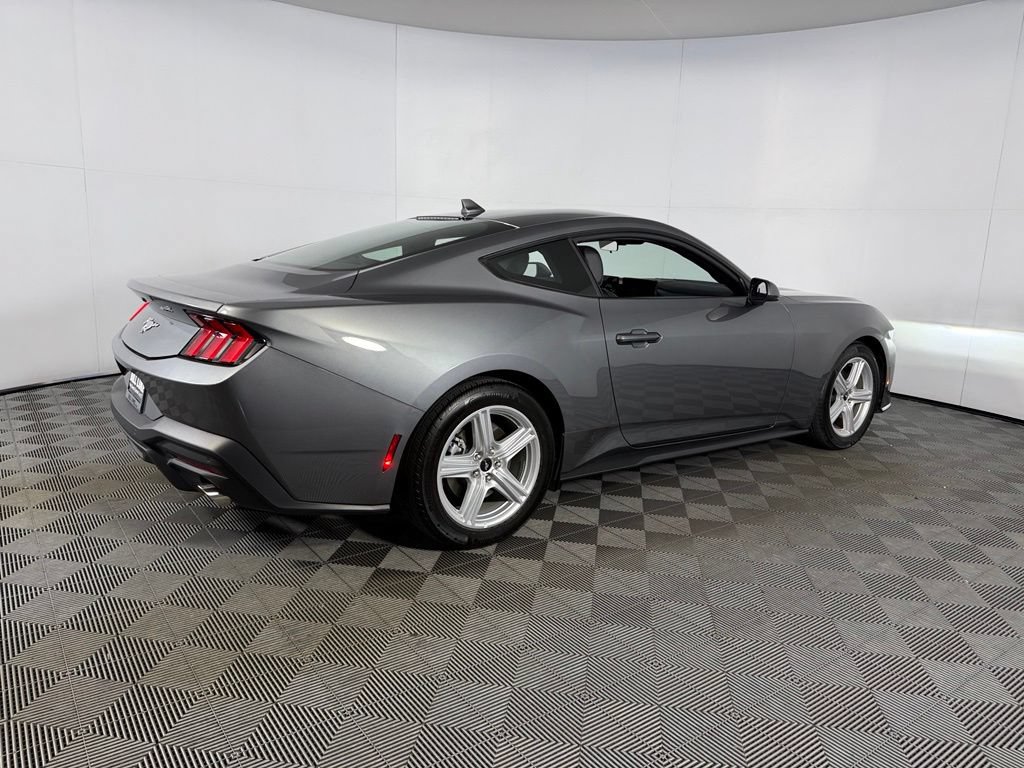 Used 2026 Ford Mustang Premium RWD image 7