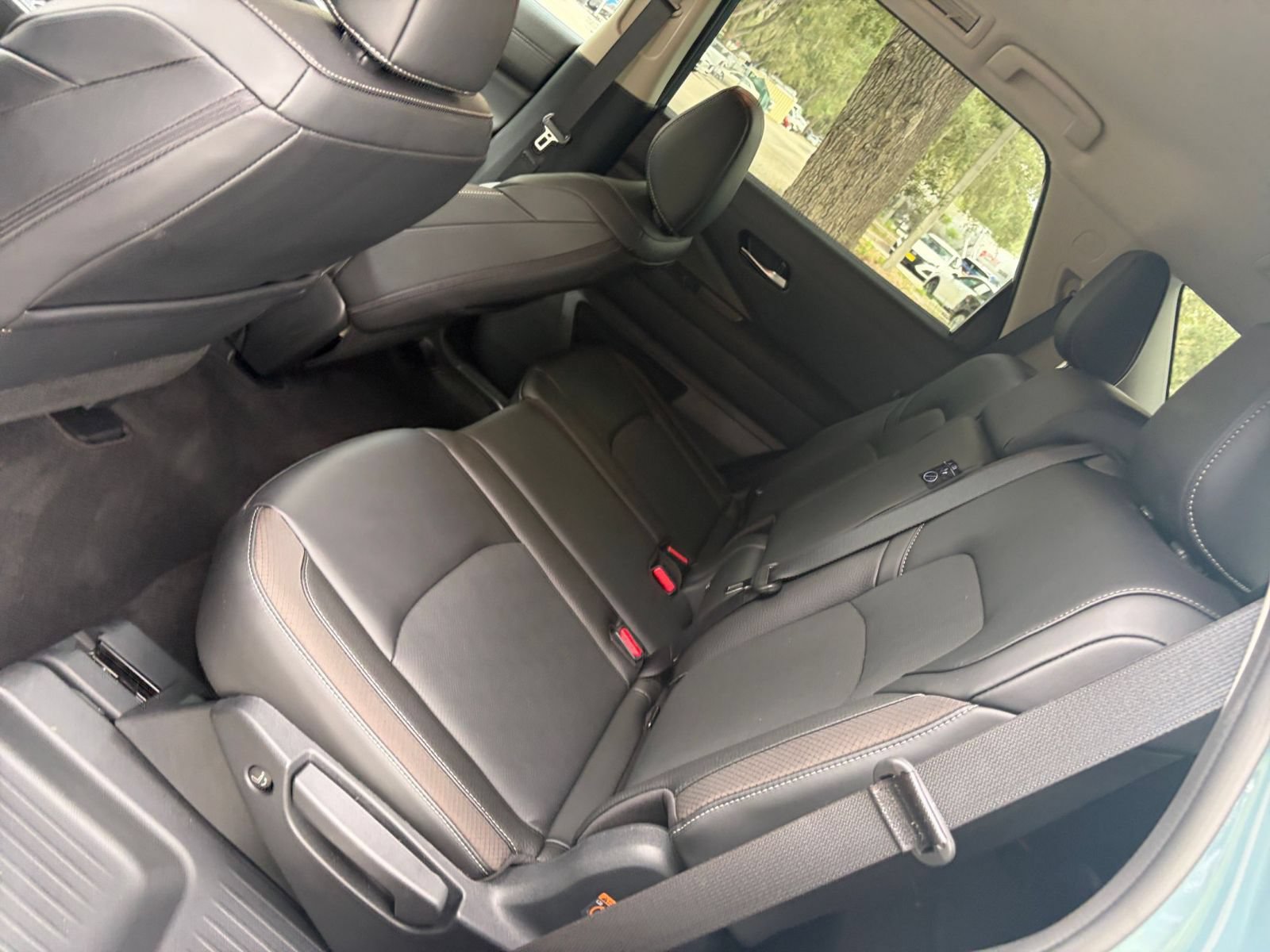 Used 2026 Nissan Pathfinder SL FWD image 41