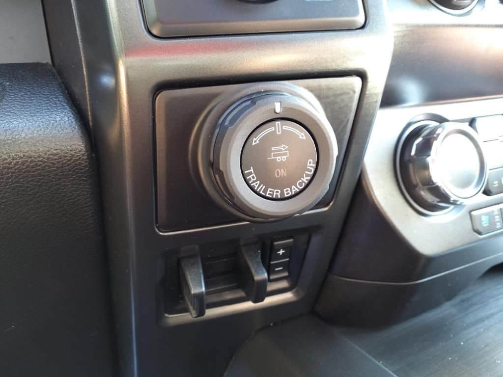 Used 2020 Ford F150 Lariat AWD/4WD image 25