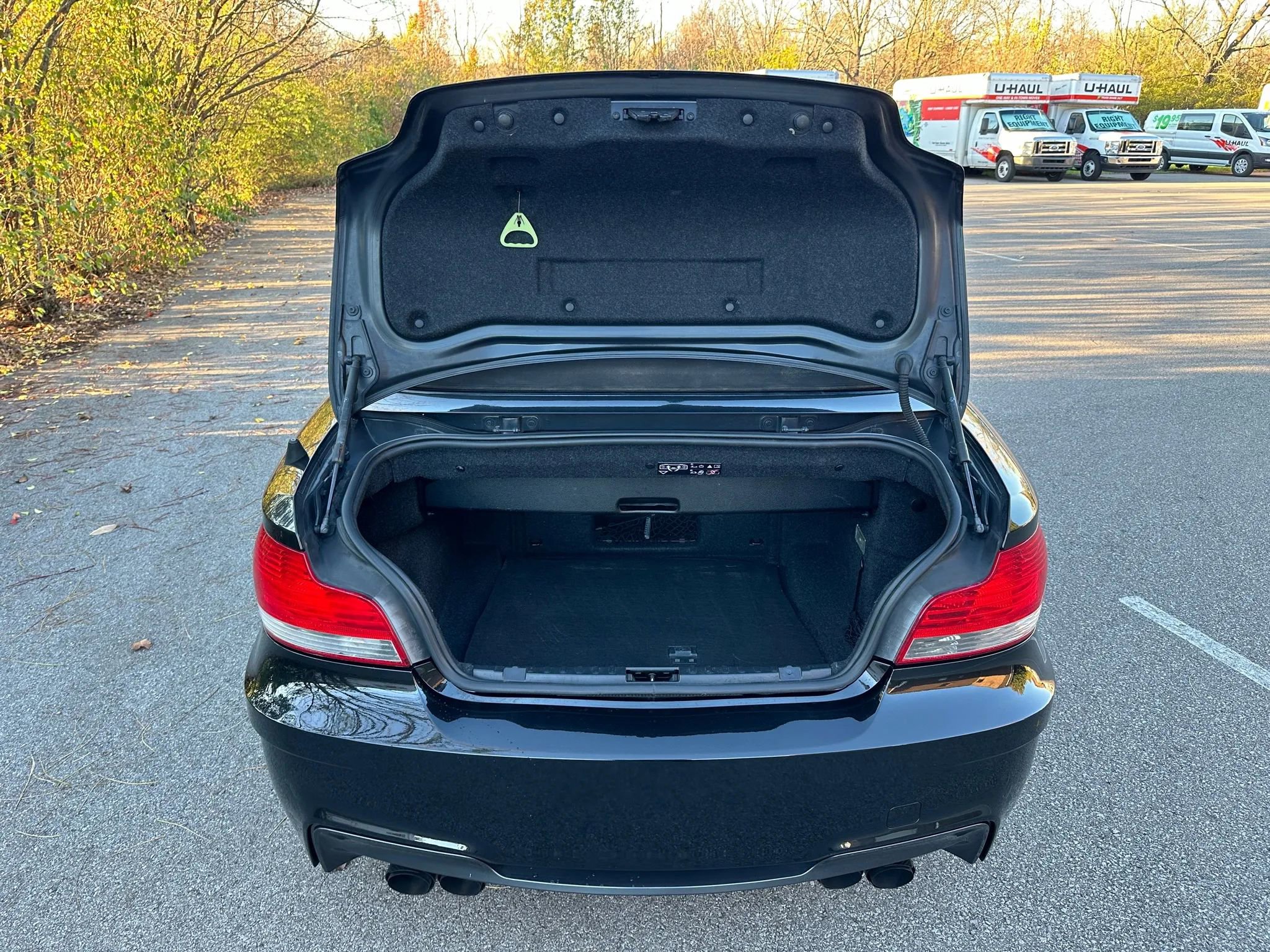 Used 2011 BMW 128i Convertible w/ Sport Pkg image 34