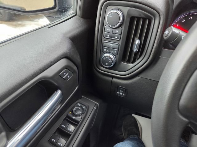 Used 2022 GMC Sierra 1500 Pro w/ Pro Value Package image 24