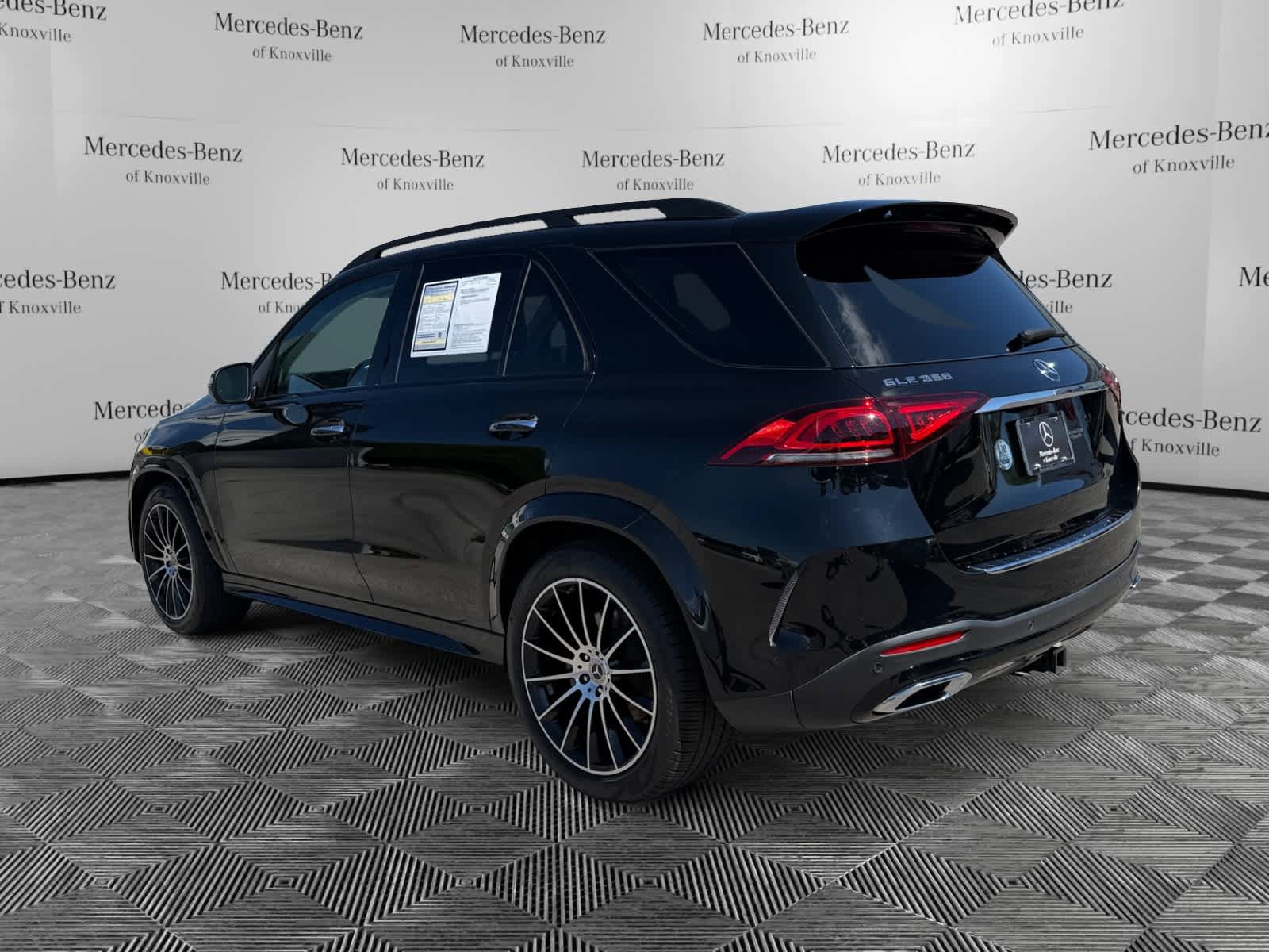 Used 2020 Mercedes-Benz GLE 350 image 3