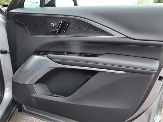 New 2025 Cadillac Lyriq Sport image 24