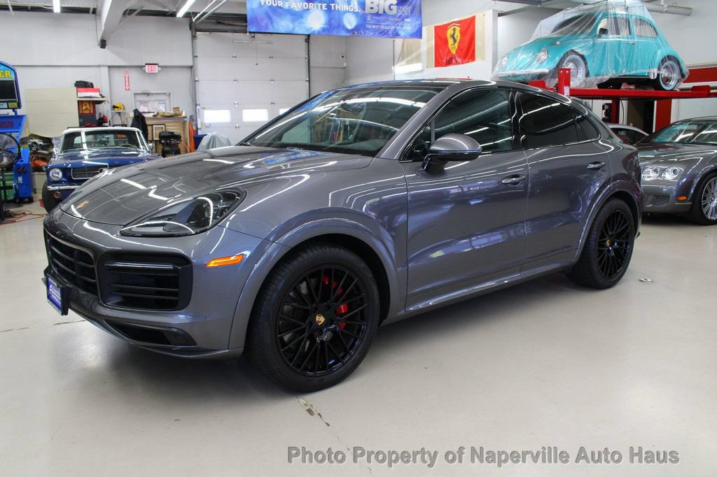 Used 2023 Porsche Cayenne GTS w/ Premium Package AWD/4WD image 3