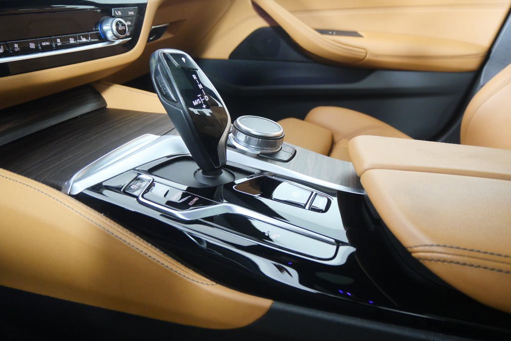 Certified 2023 BMW 530i w/ M Sport Package image 23