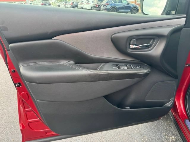 Used 2019 Nissan Murano S AWD/4WD image 16