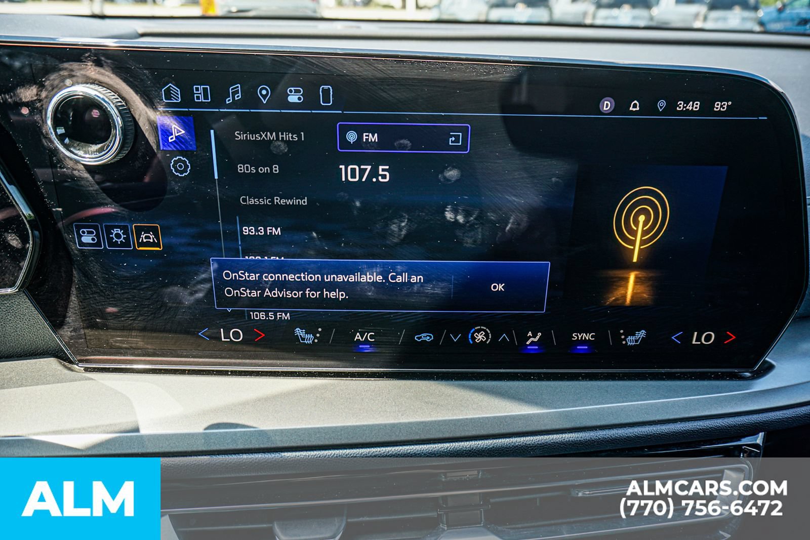 Used 2025 Chevrolet Traverse LT FWD image 45