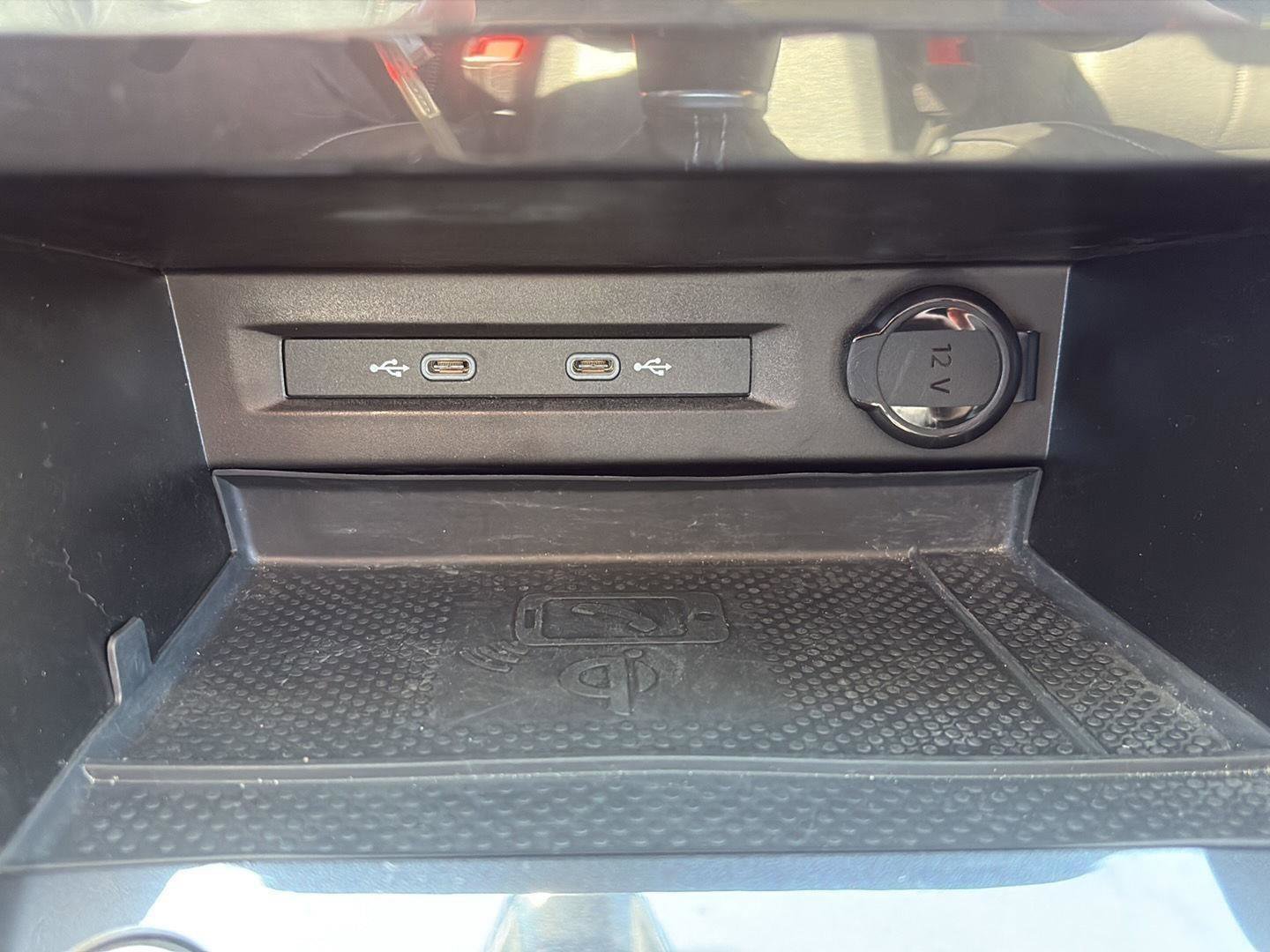 Used 2023 Volkswagen Tiguan SE image 22