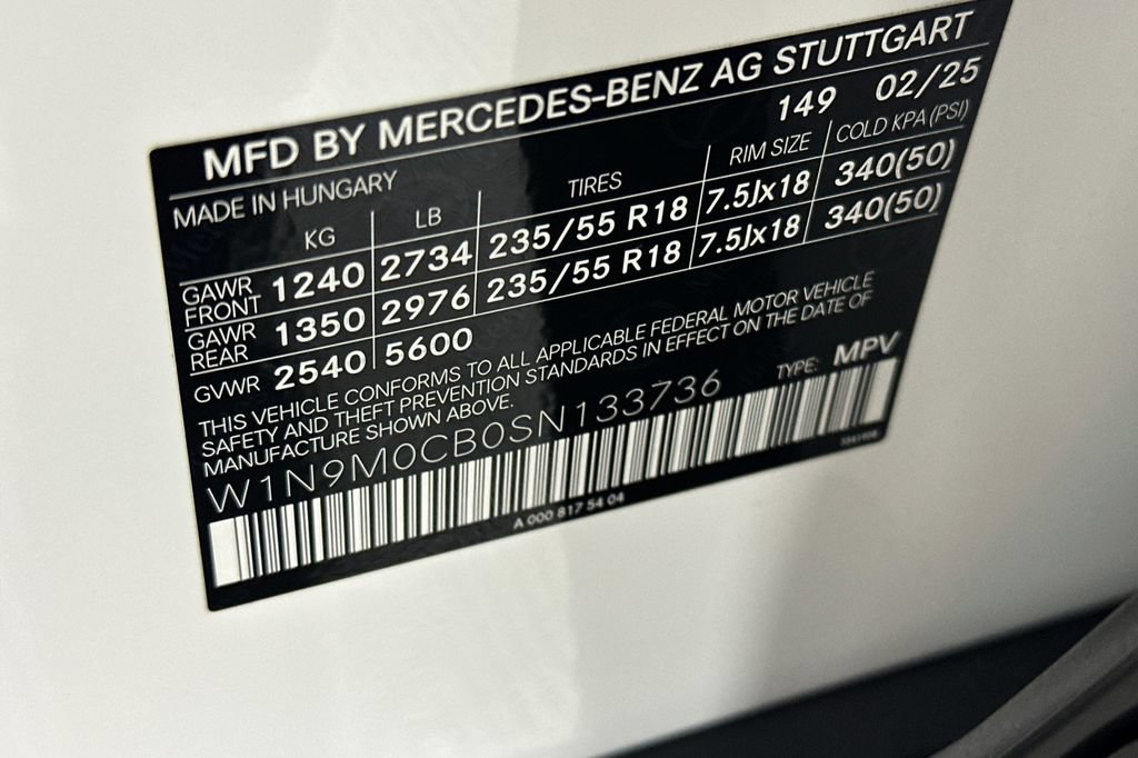Certified 2025 Mercedes-Benz EQB 250+ image 40