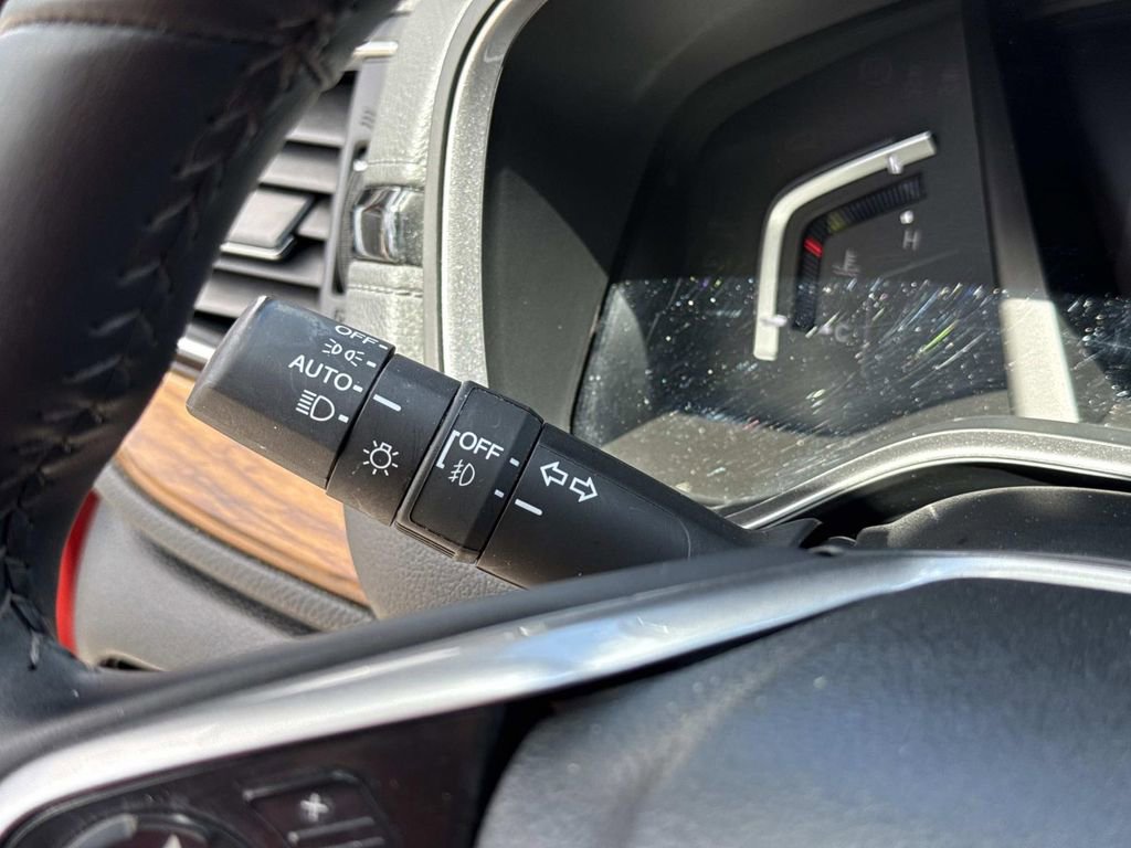 Used 2018 Honda CR-V EX image 40