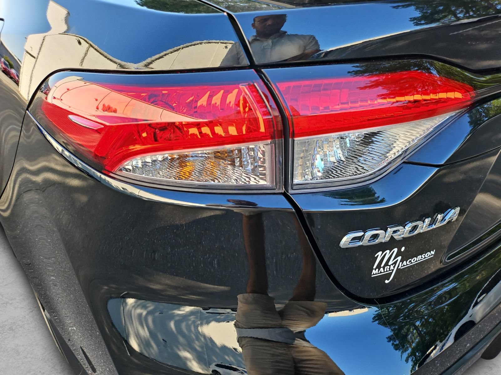 Used 2025 Toyota Corolla SE FWD image 20
