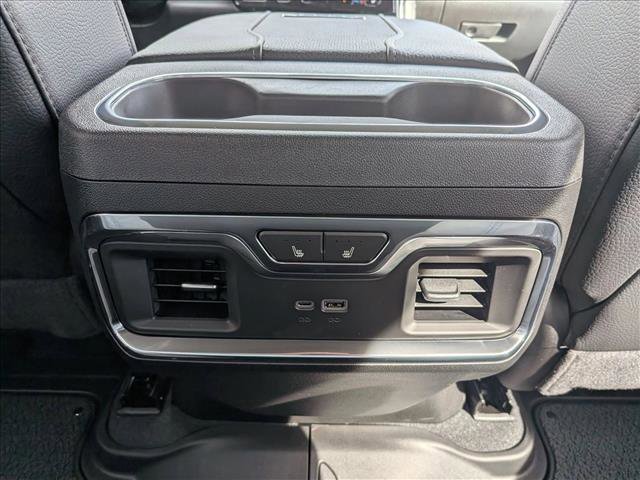 New 2026 GMC Sierra 3500 Denali w/ Denali Reserve Package image 18