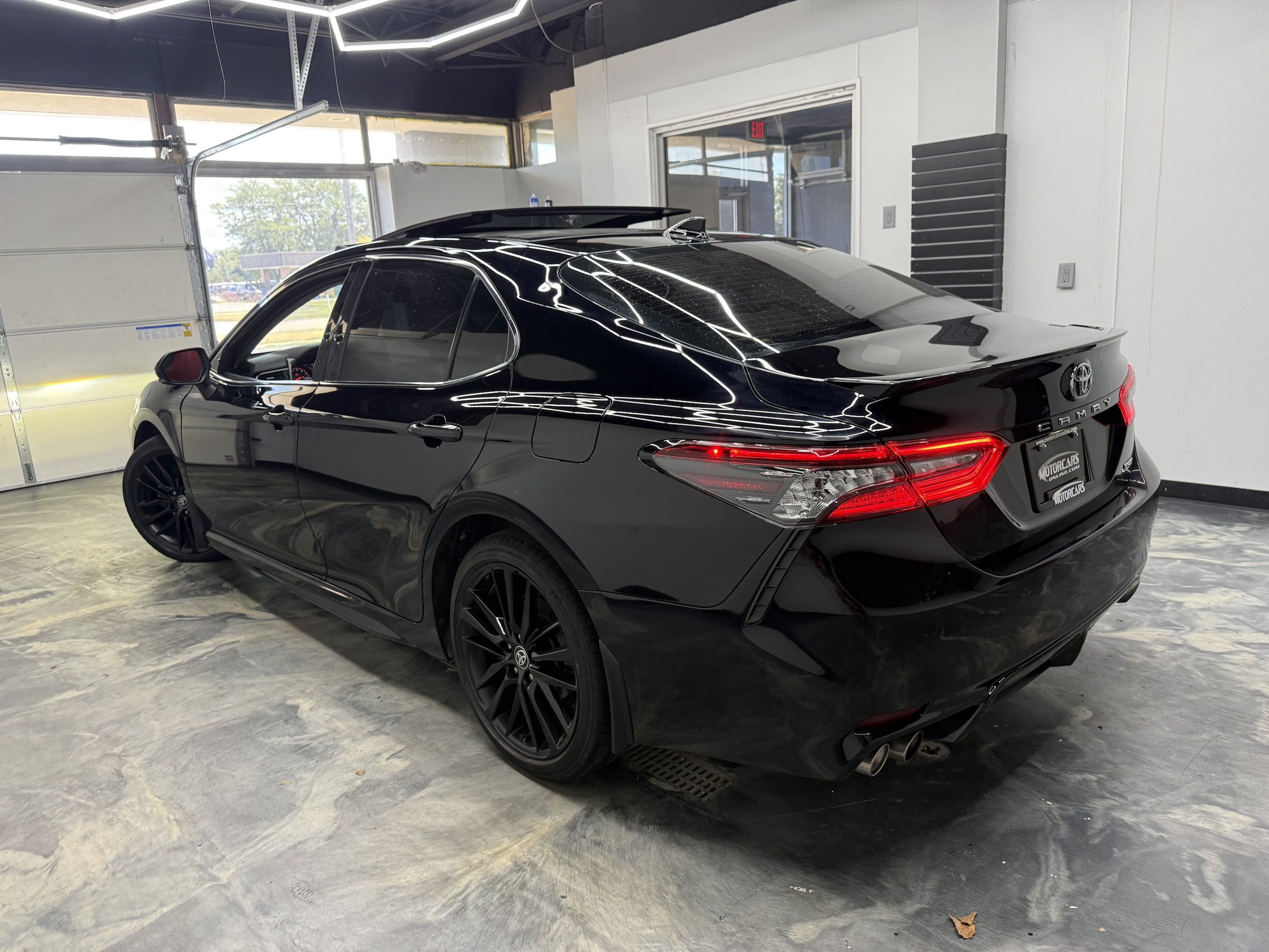 Used 2021 Toyota Camry XSE AWD/4WD image 5