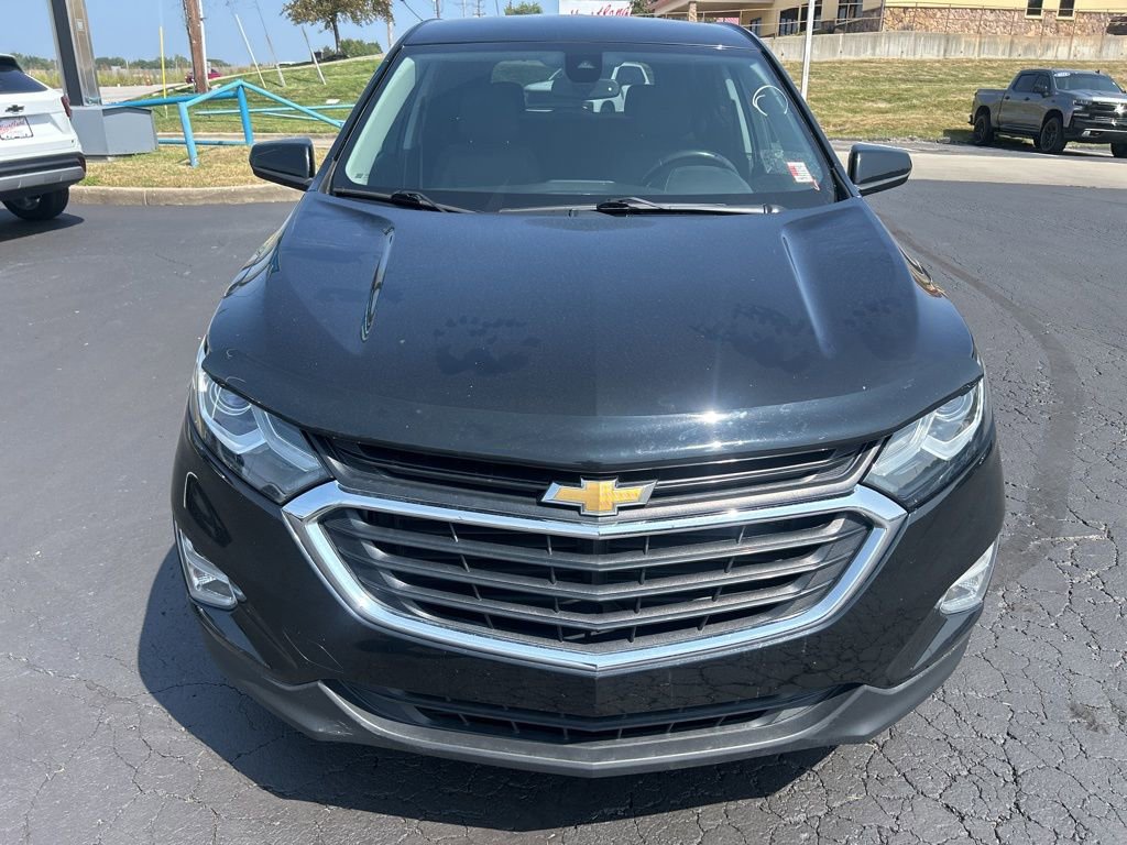 Used 2020 Chevrolet Equinox LT w/ Driver Convenience Package image 3