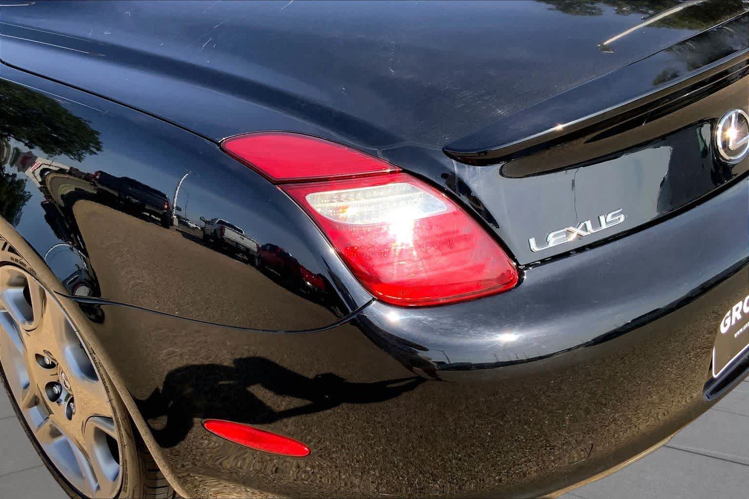 Used 2007 Lexus SC 430 Convertible RWD image 28