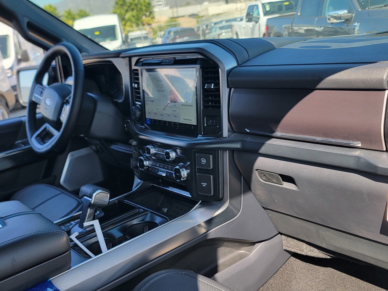 New 2025 Ford F150 Platinum w/ Equipment Group 702A High image 16