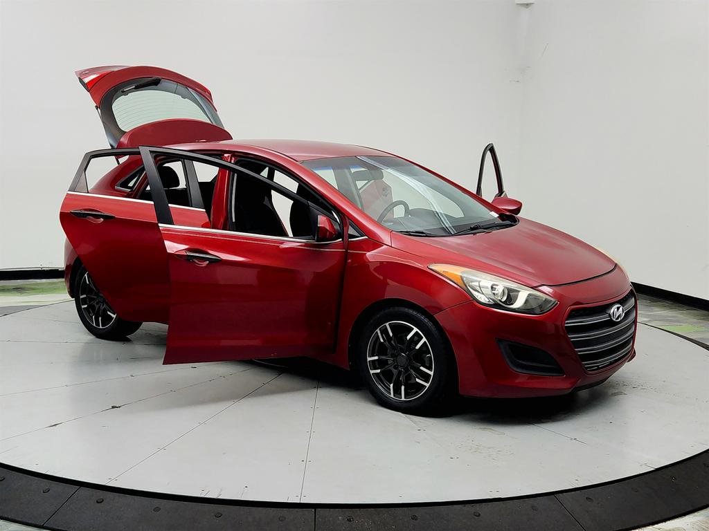 Used 2016 Hyundai Elantra GT FWD image 10