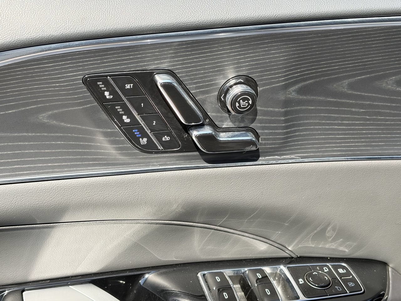 Certified 2024 Cadillac Lyriq Sport AWD/4WD image 20