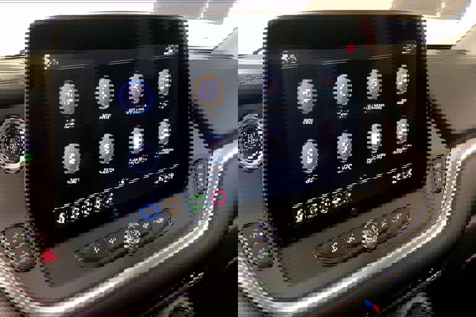 Used 2025 Chevrolet Blazer LT image 6