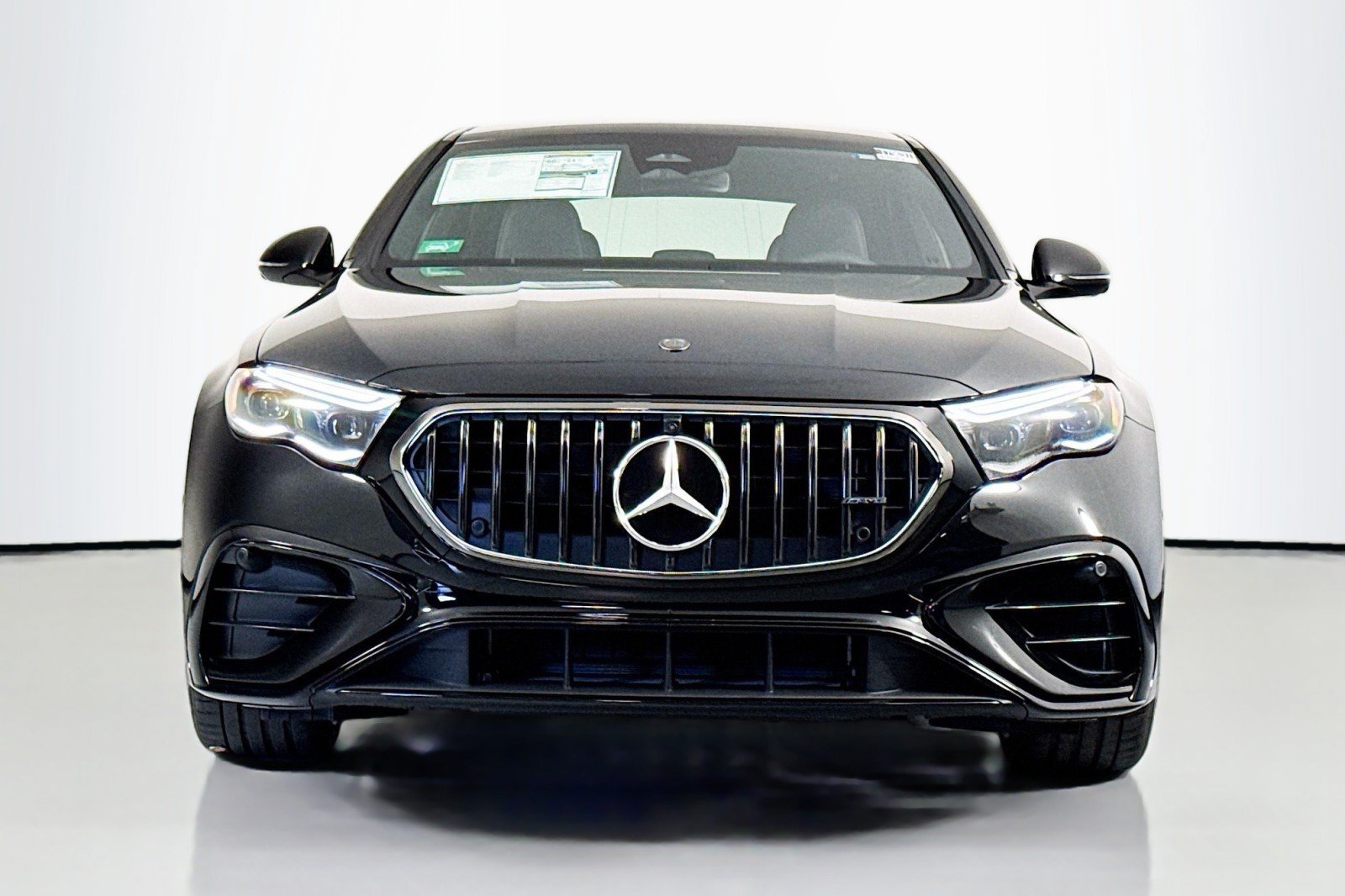 New 2026 Mercedes-Benz E 53 AMG e 4MATIC Sedan image 2