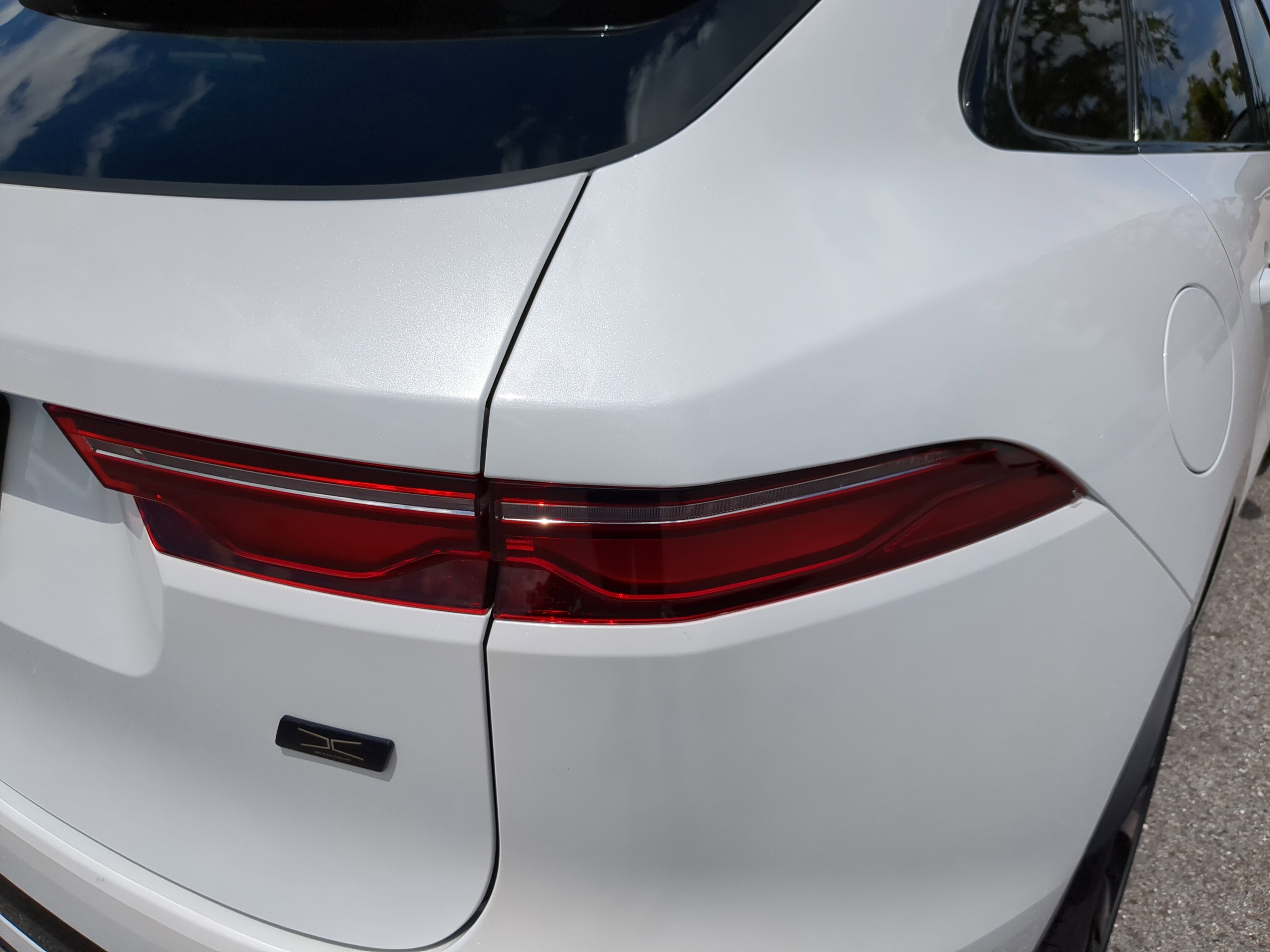 New 2026 Jaguar F-PACE R-Dynamic S image 7