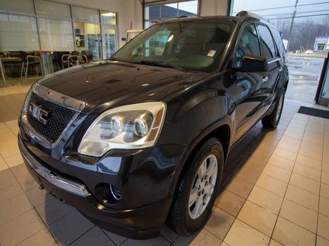 Used 2010 GMC Acadia SL w/ Preferred Package image 2