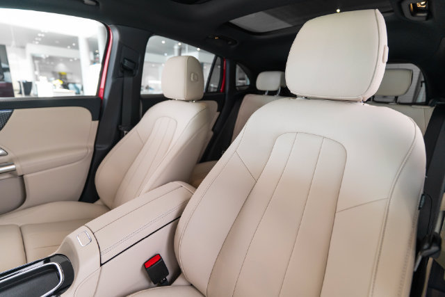 New 2026 Mercedes-Benz GLA 250 4MATIC image 5