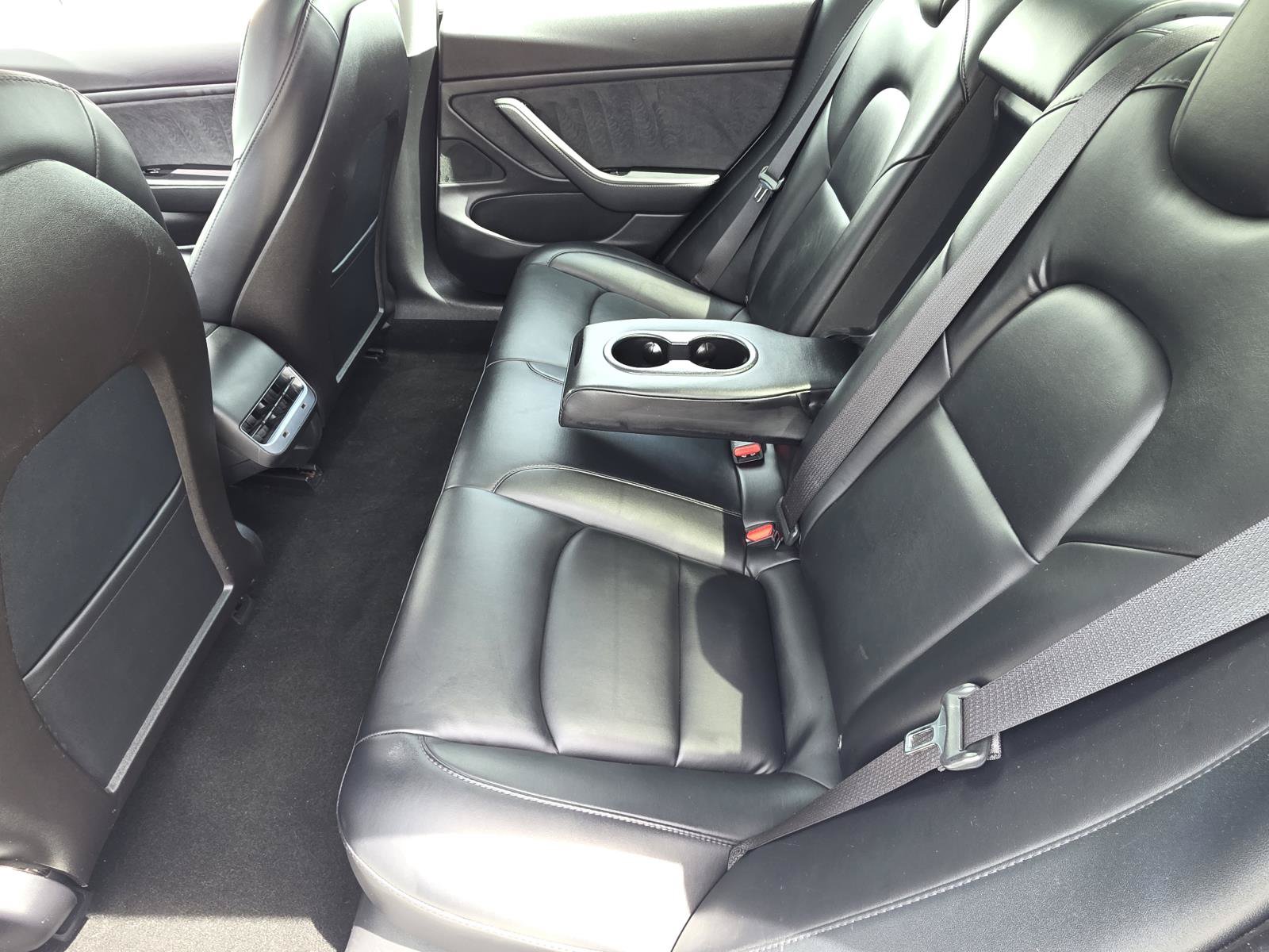 Used 2020 Tesla Model 3 Long Range AWD/4WD image 17