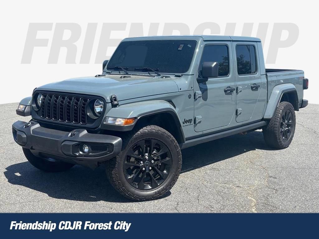Used 2025 Jeep Gladiator Sport AWD/4WD image 1