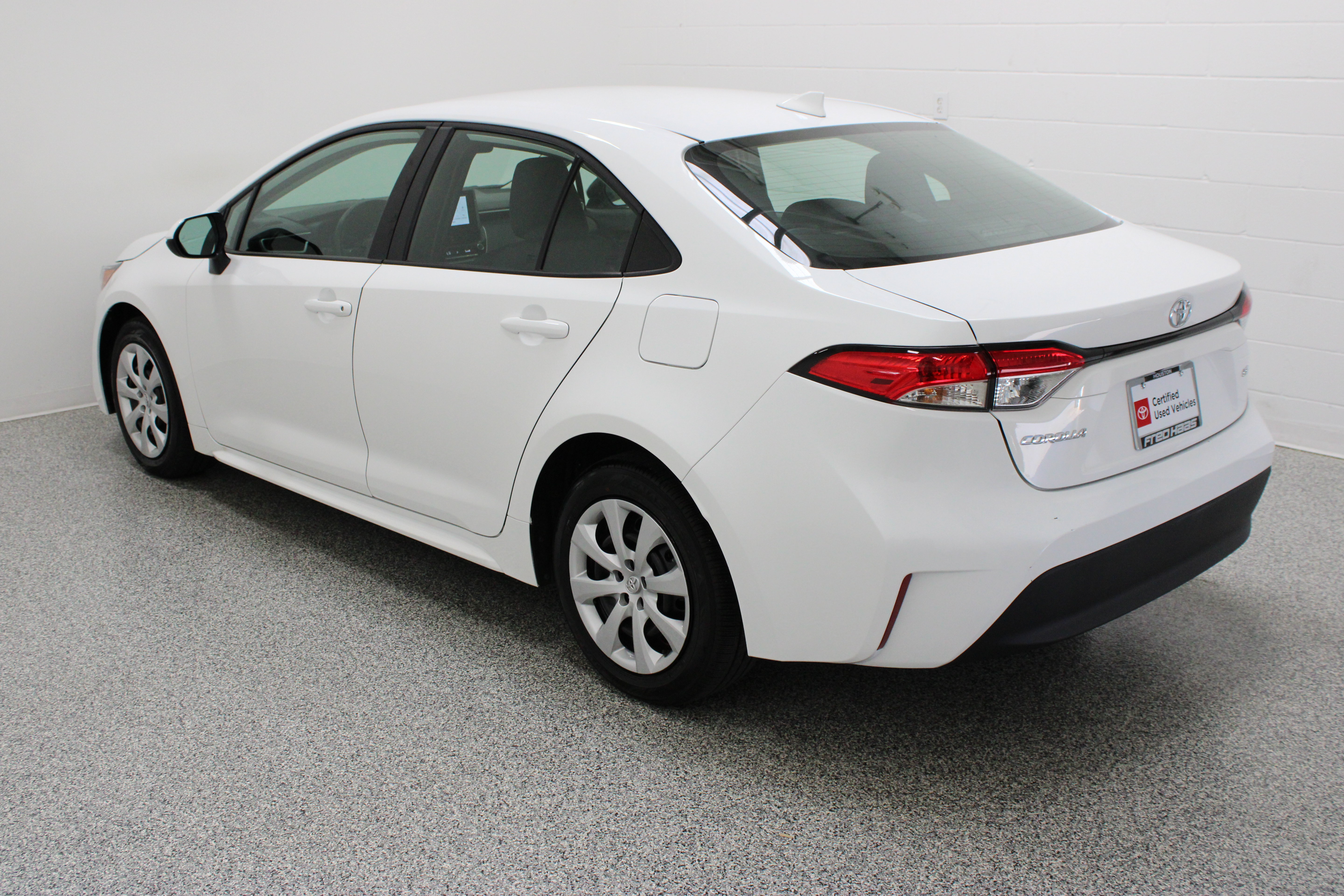 Certified 2026 Toyota Corolla LE FWD image 9