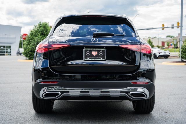 New 2025 Mercedes-Benz GLC 350e 4MATIC image 6