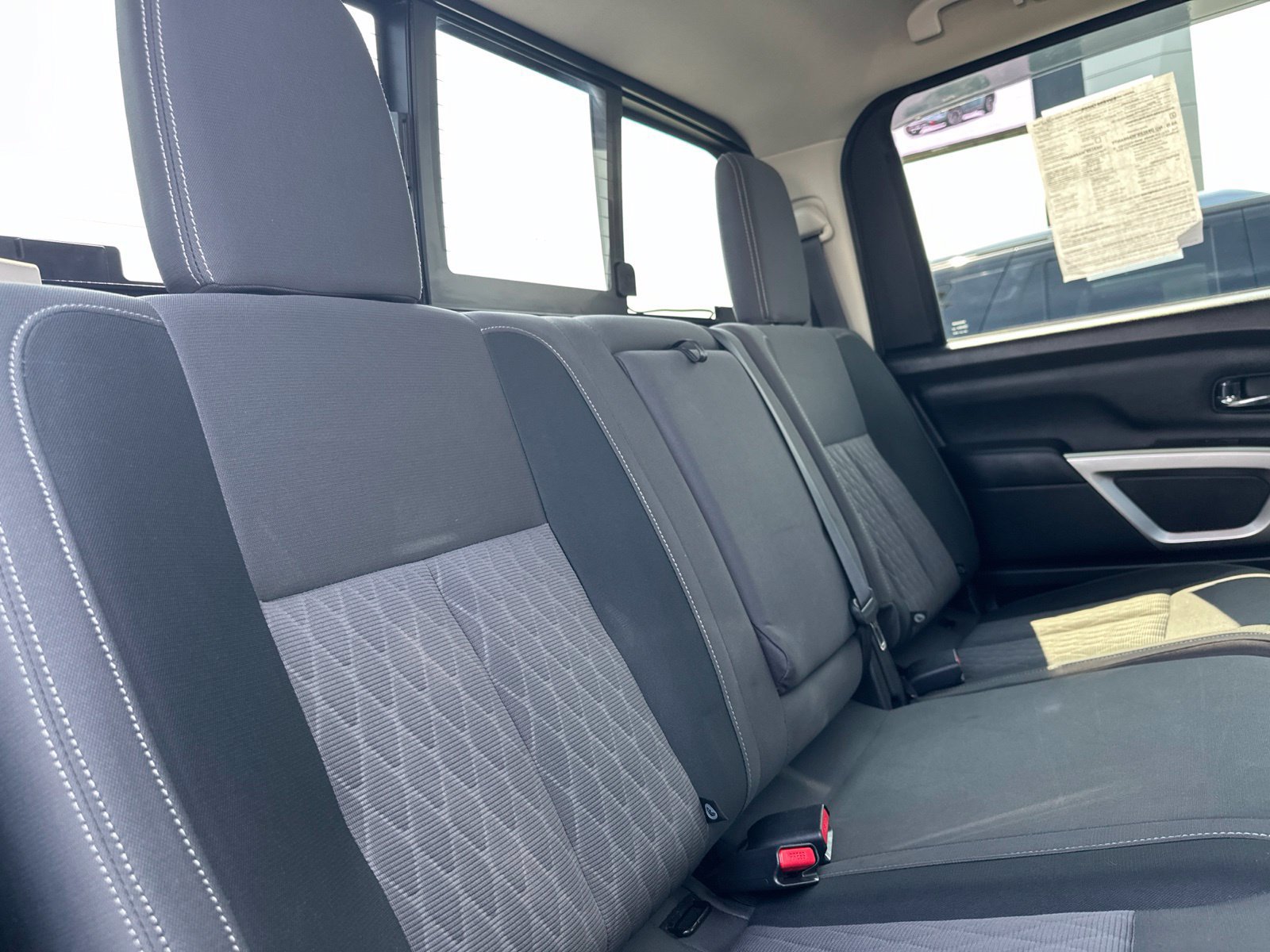 Used 2020 Nissan Titan SV w/ SV Convenience Package AWD/4WD image 31