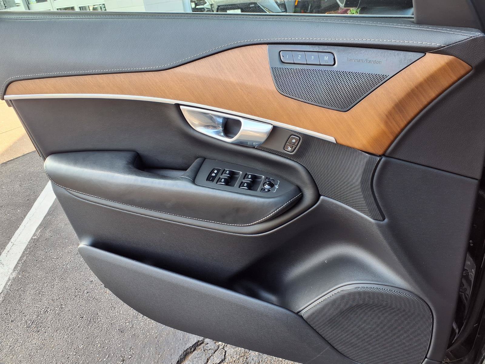 Used 2019 Volvo XC90 T6 Inscription w/ Advanced Package AWD/4WD image 18