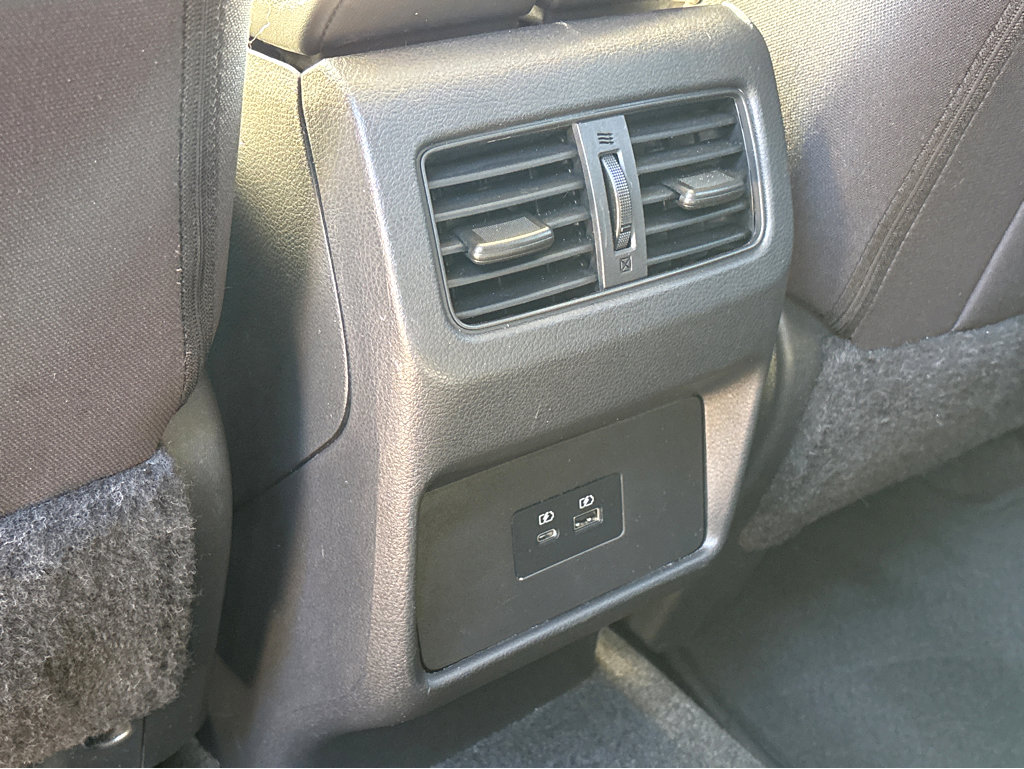 Used 2022 Nissan Rogue SV image 24