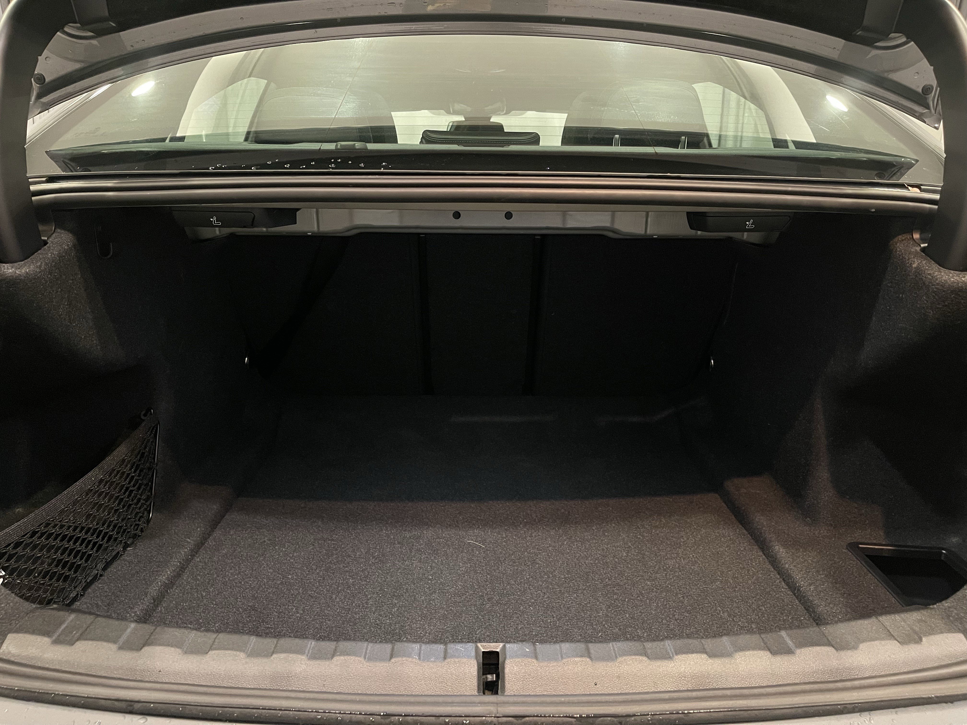 Used 2025 BMW 330i xDrive Sedan w/ M Sport Package image 27