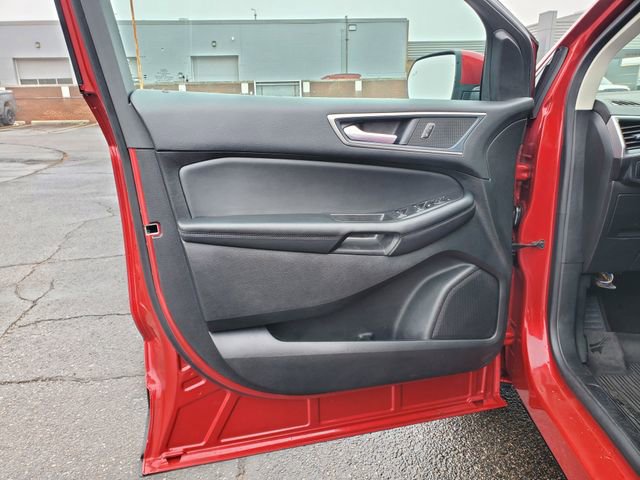 Used 2024 Ford Edge SEL w/ Convenience Package image 9