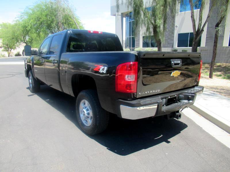 Used 2013 Chevrolet Silverado 2500 LT w/ Interior Plus Package image 2