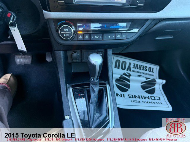 Used 2015 Toyota Corolla LE FWD image 18