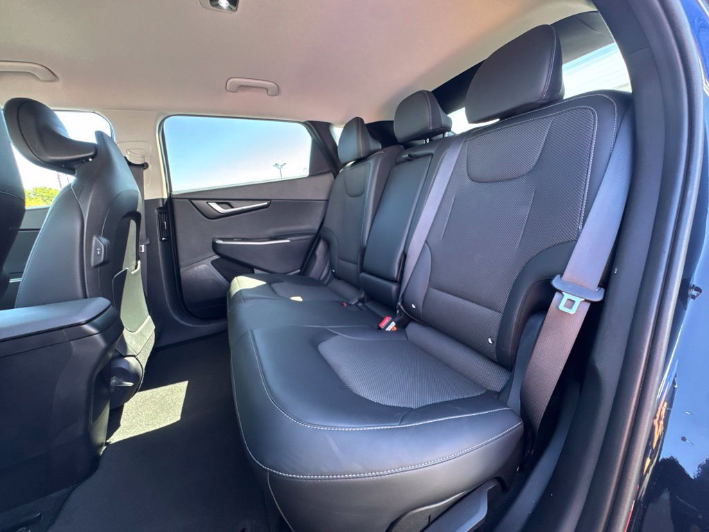 Used 2023 Kia EV6 Light RWD image 18