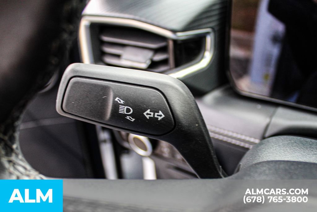 Used 2025 Ford Mustang Premium RWD image 29