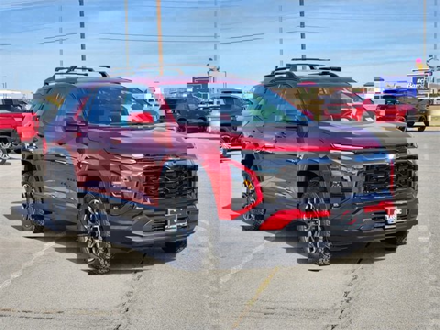 New 2026 Chevrolet Equinox ACTIV image 3