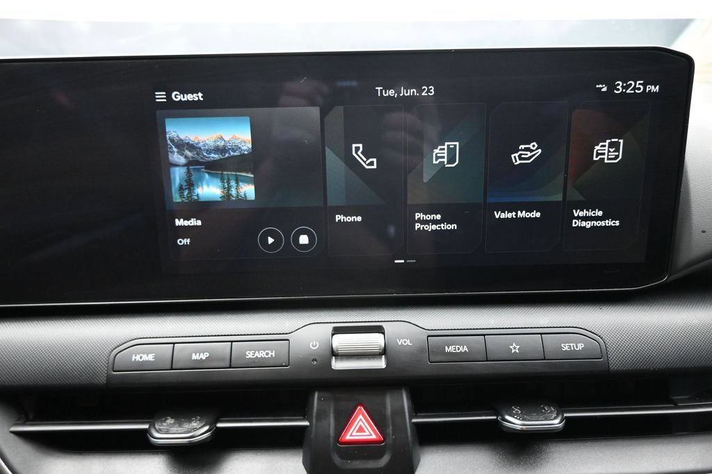 Used 2025 Kia K4 FWD image 20