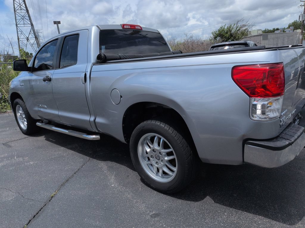Used 2011 Toyota Tundra 2WD Double Cab w/ Tow Pkg image 4