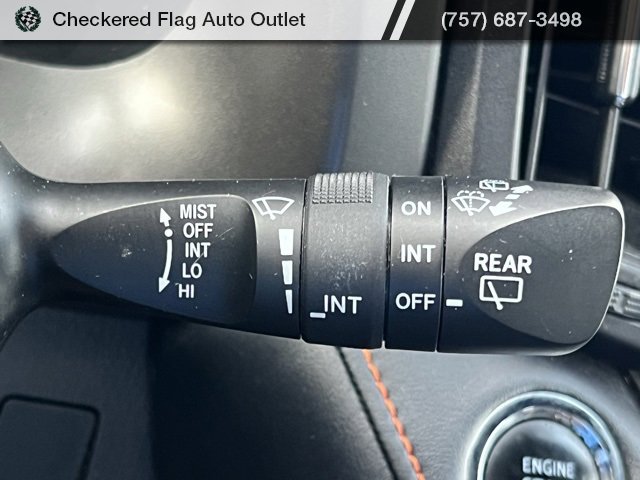 Used 2017 Toyota RAV4 SE image 30