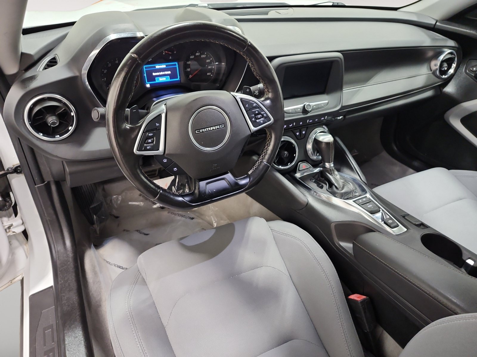 Used 2020 Chevrolet Camaro LT RWD image 10